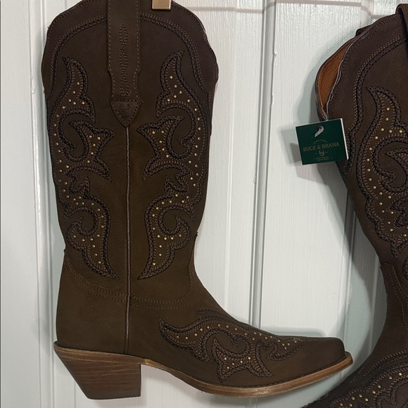 Brown Heeled Boots - Picture 5 of 6